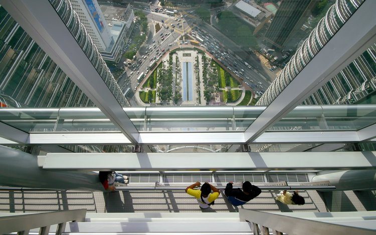 The Skybridge connecting the two Petronas Towers